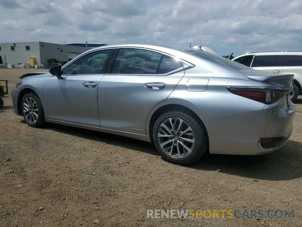 2 Photograph of a damaged car 58AB21B15NU013524 LEXUS ES300 2022