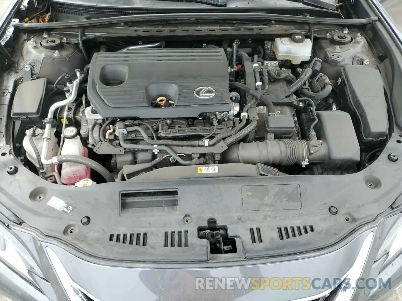11 Photograph of a damaged car 58ACA1C18NU013913 LEXUS ES300 2022