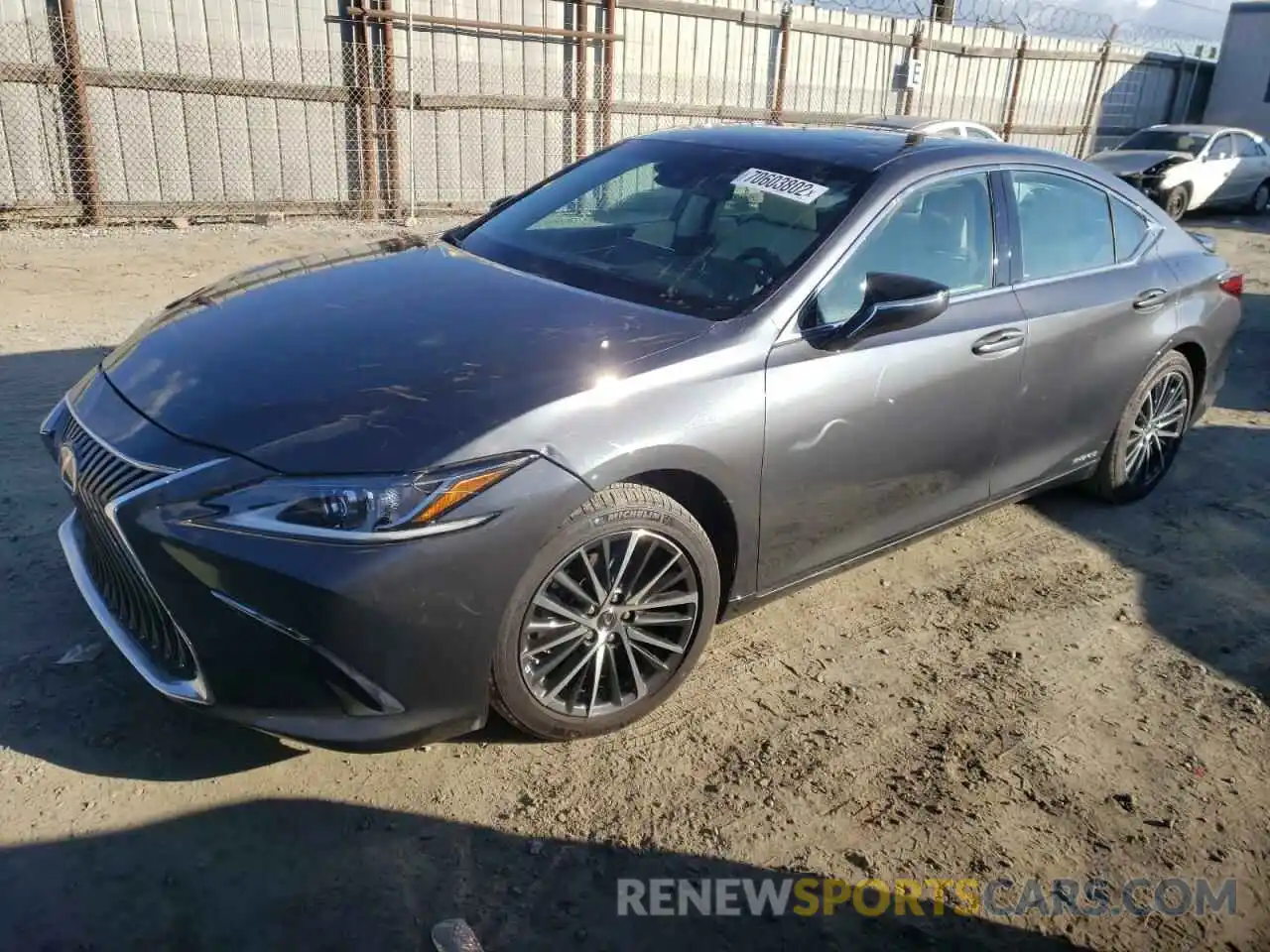 1 Photograph of a damaged car 58ADA1C13NU017677 LEXUS ES300 2022