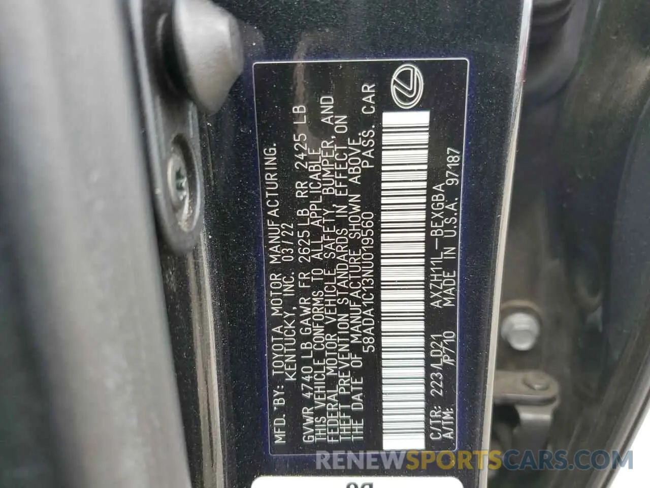 13 Photograph of a damaged car 58ADA1C13NU019560 LEXUS ES300 2022