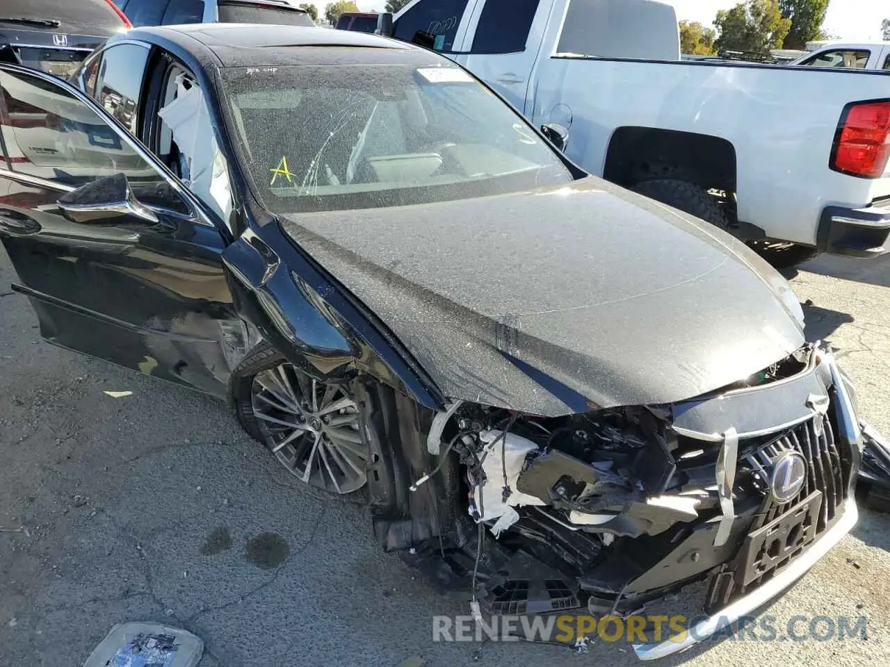 9 Photograph of a damaged car 58ADA1C13NU022829 LEXUS ES300 2022