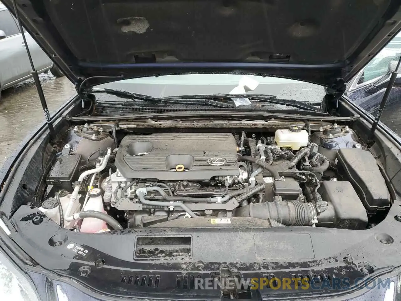 11 Photograph of a damaged car 58ADA1C14NU018336 LEXUS ES300 2022