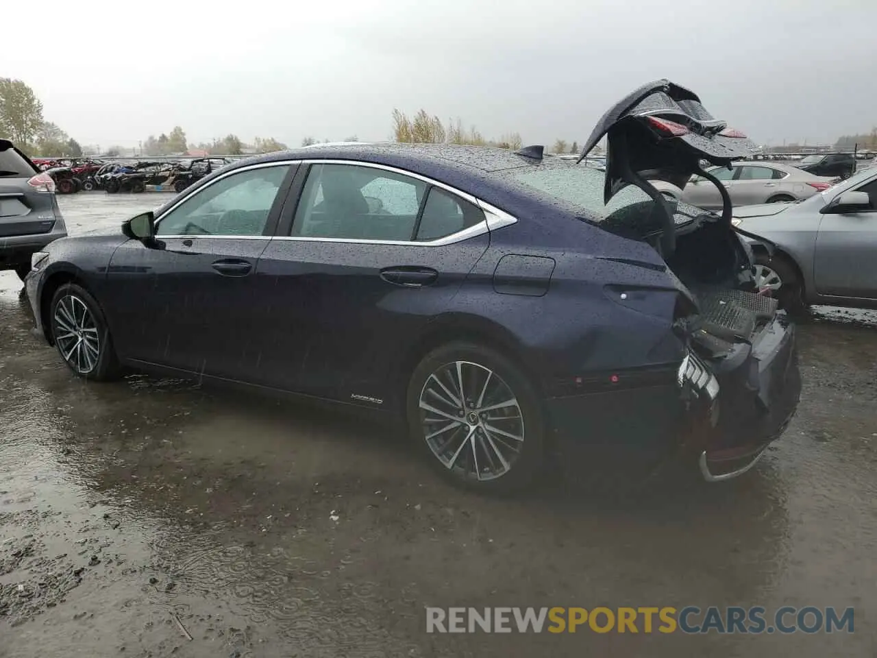 2 Photograph of a damaged car 58ADA1C14NU018336 LEXUS ES300 2022