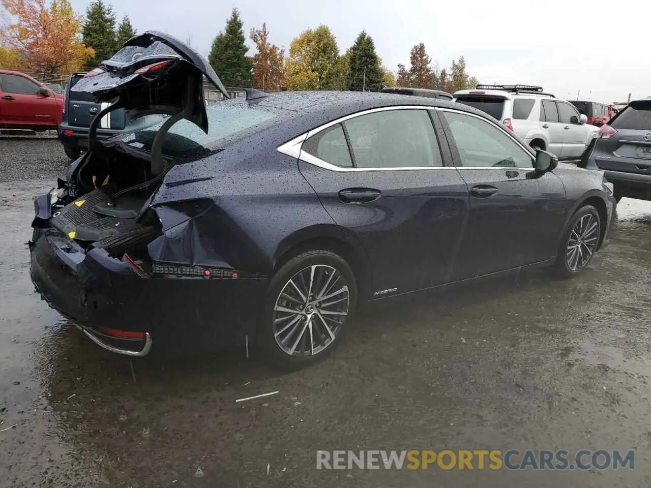 3 Photograph of a damaged car 58ADA1C14NU018336 LEXUS ES300 2022