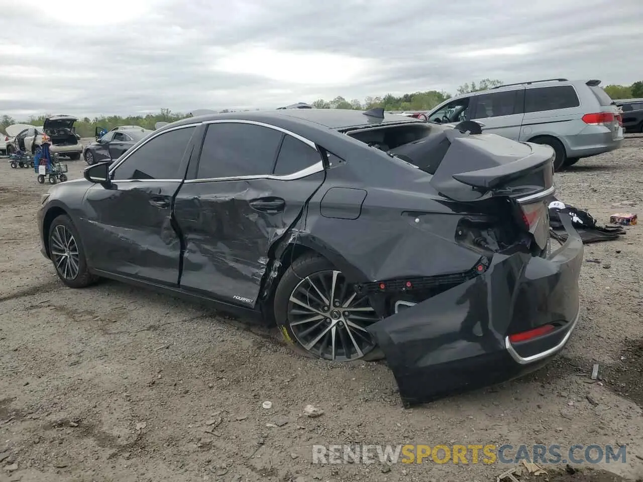 2 Photograph of a damaged car 58ADA1C16NU026003 LEXUS ES300 2022