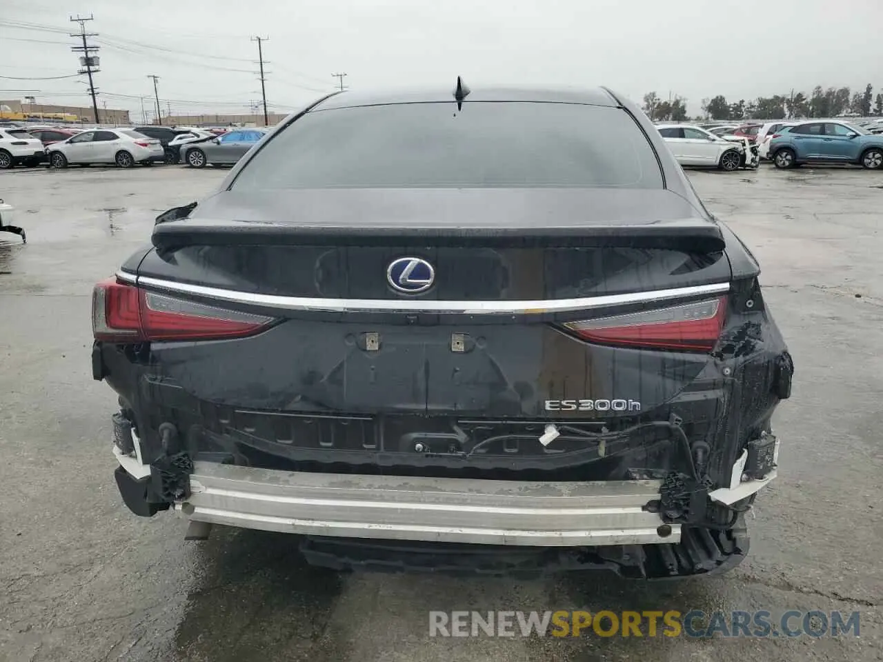 6 Photograph of a damaged car 58ADA1C19NU021166 LEXUS ES300 2022