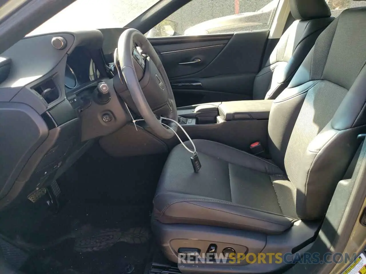 7 Photograph of a damaged car 58ADA1C1XNU023492 LEXUS ES300 2022