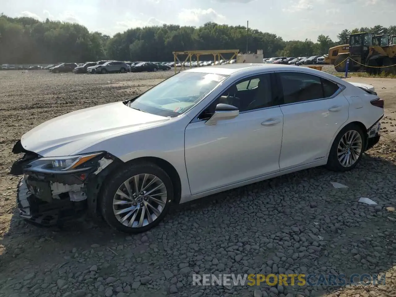 1 Photograph of a damaged car 58AEA1C17NU019565 LEXUS ES300 2022