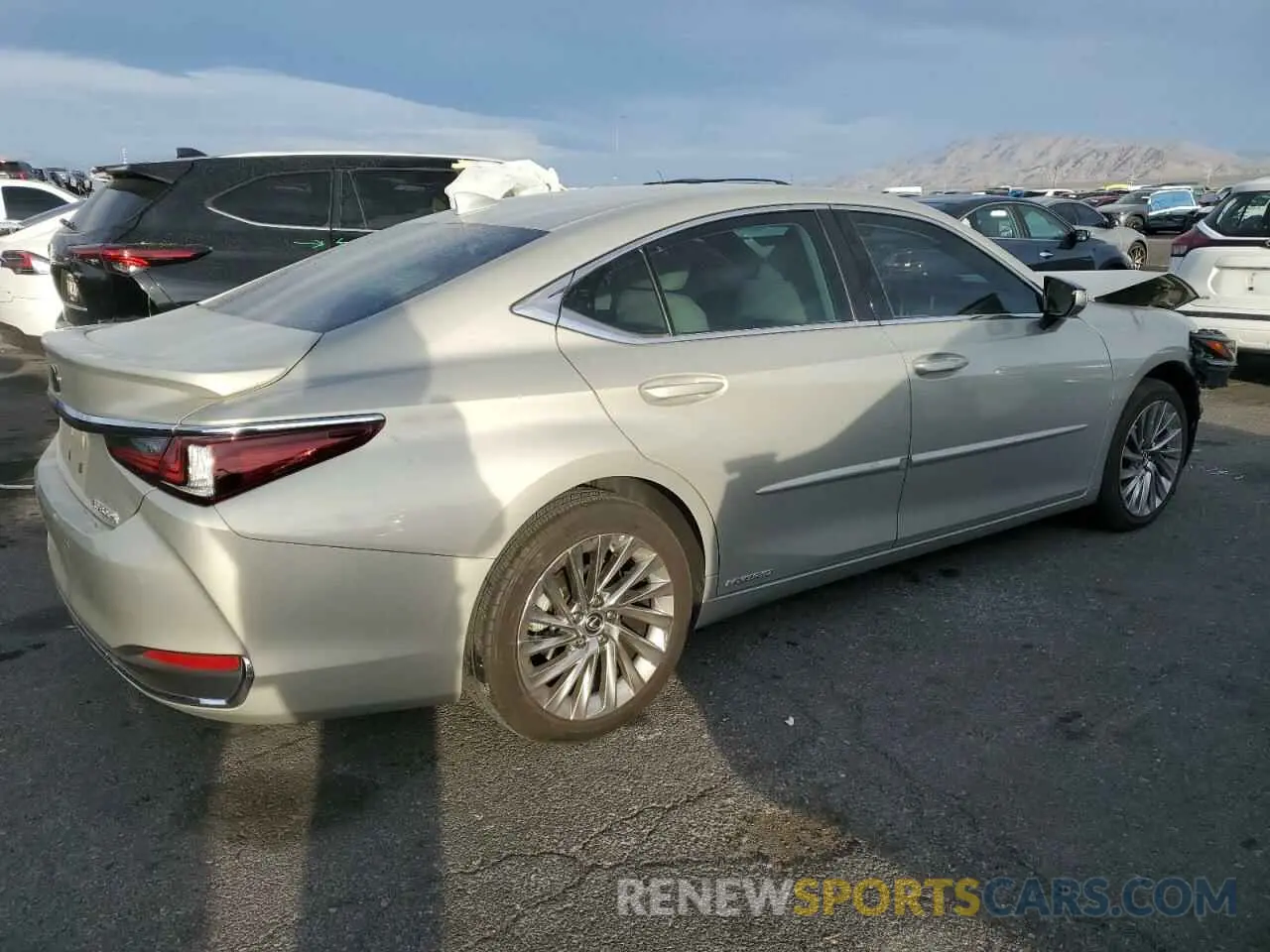 3 Photograph of a damaged car 58AEA1C17NU021512 LEXUS ES300 2022