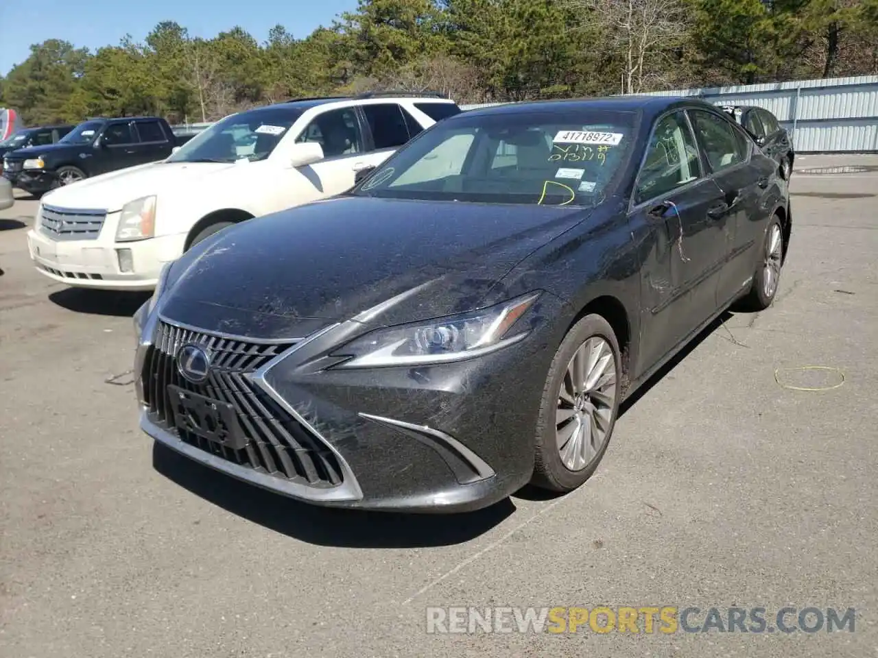 2 Photograph of a damaged car 58AEA1C19NU013119 LEXUS ES300 2022