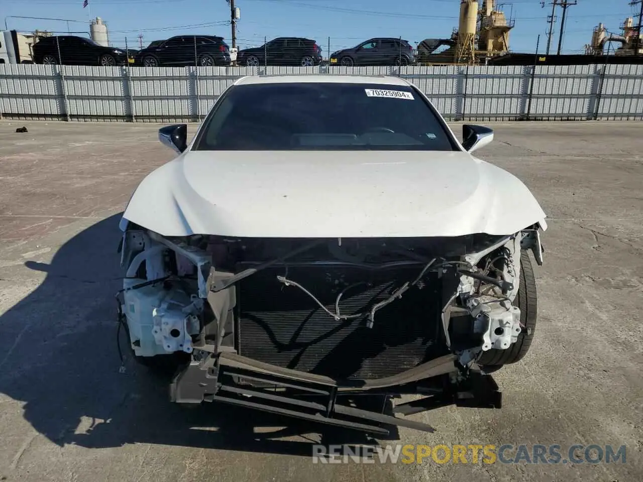 5 Photograph of a damaged car 58AGA1C17NU022779 LEXUS ES300 2022