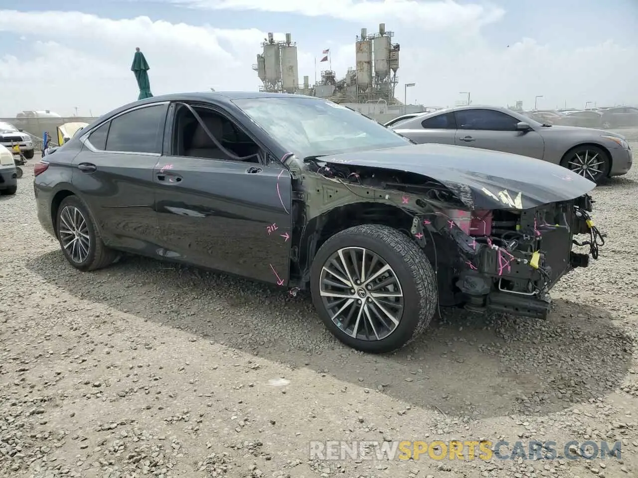 4 Photograph of a damaged car 58ADA1C11PU029412 LEXUS ES300 2023