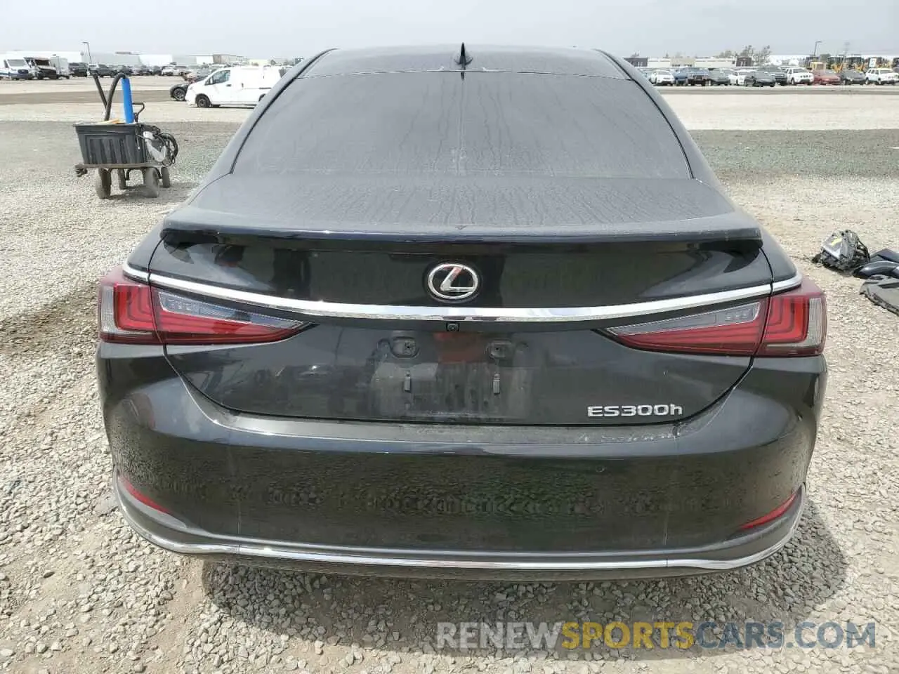 6 Photograph of a damaged car 58ADA1C11PU029412 LEXUS ES300 2023