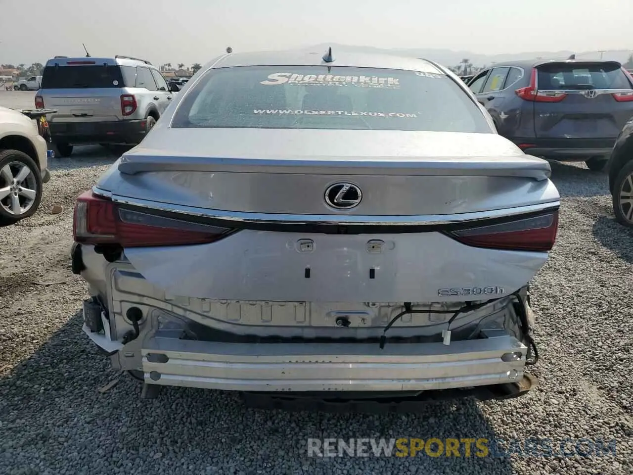 6 Photograph of a damaged car 58ADA1C13PU027256 LEXUS ES300 2023