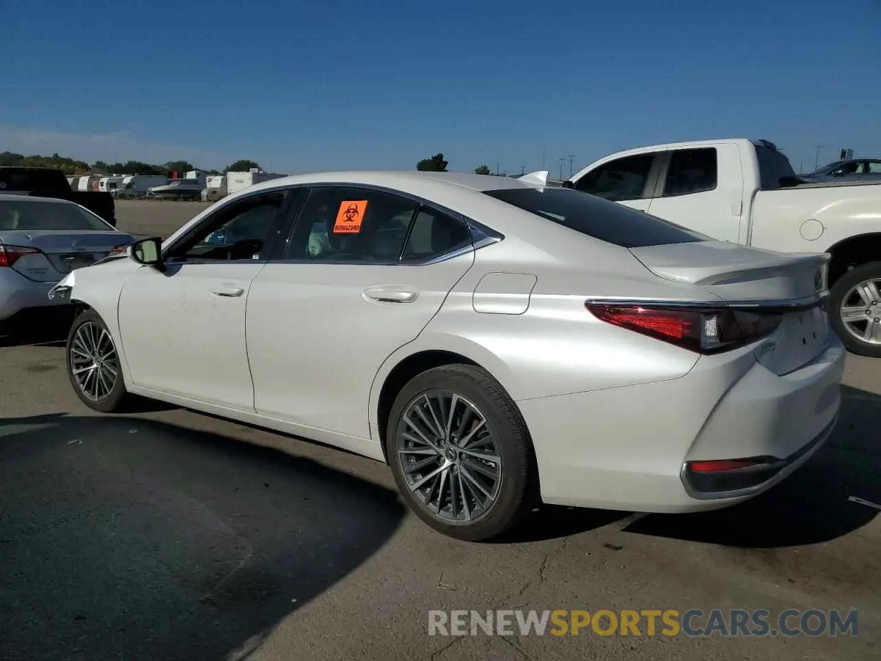 2 Photograph of a damaged car 58ADA1C14PU032014 LEXUS ES300 2023