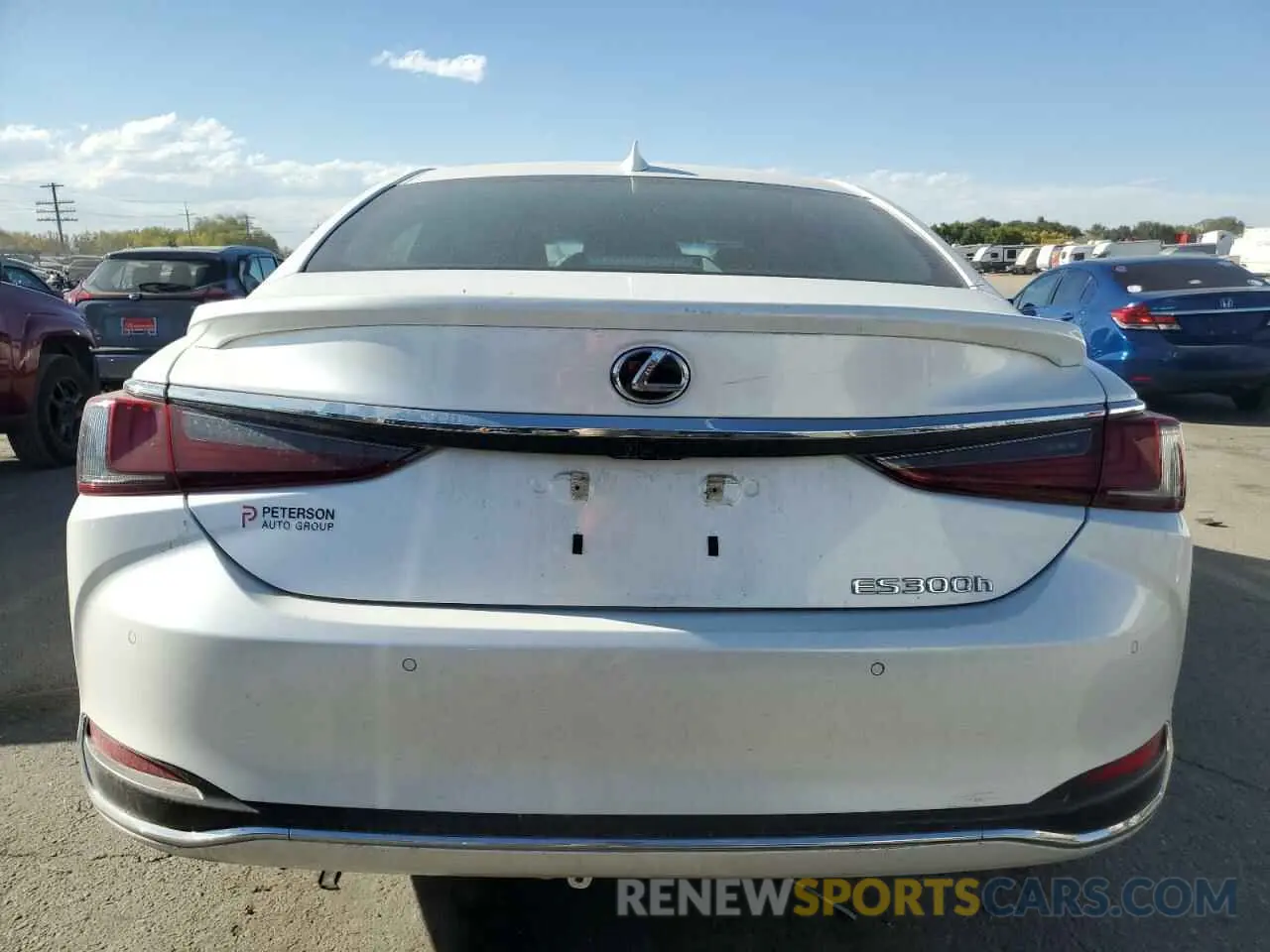 6 Photograph of a damaged car 58ADA1C14PU032014 LEXUS ES300 2023