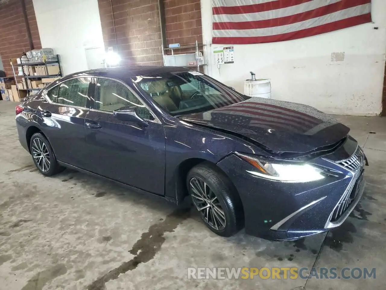 4 Photograph of a damaged car 58ADA1C1XPU031207 LEXUS ES300 2023
