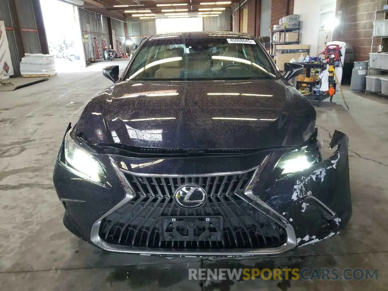 5 Photograph of a damaged car 58ADA1C1XPU031207 LEXUS ES300 2023