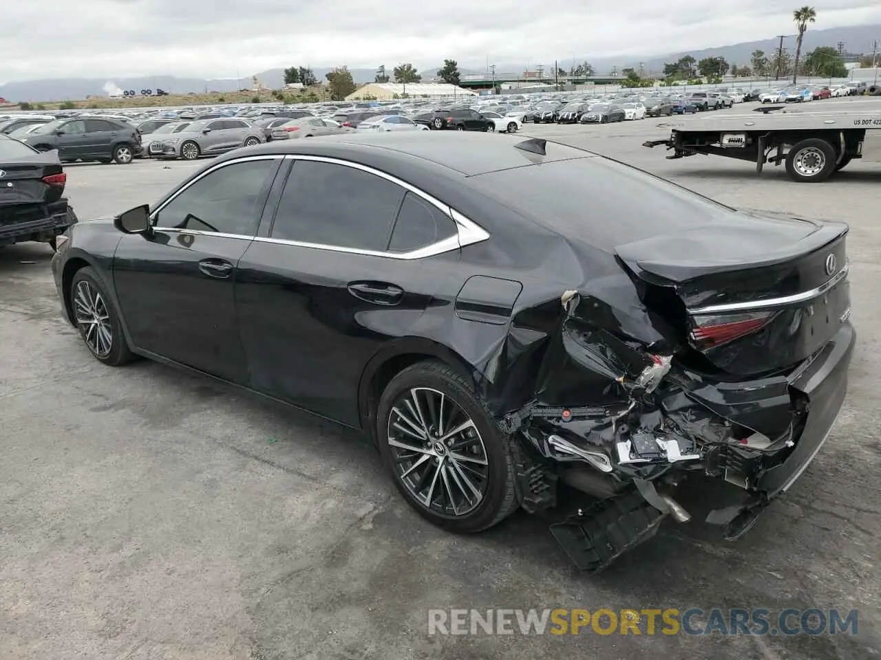 2 Photograph of a damaged car 58ADA1C1XPU034477 LEXUS ES300 2023