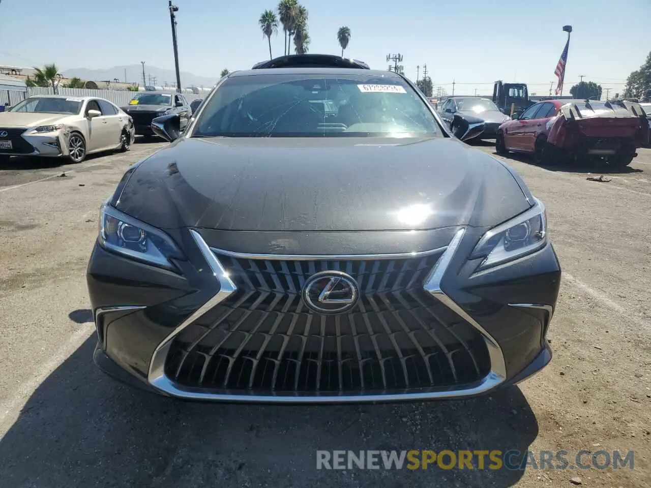 5 Photograph of a damaged car 58ADA1C11RU046004 LEXUS ES300 2024