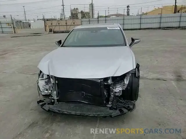 14 Photograph of a damaged car 58ADA1C12RU051485 LEXUS ES300 2024