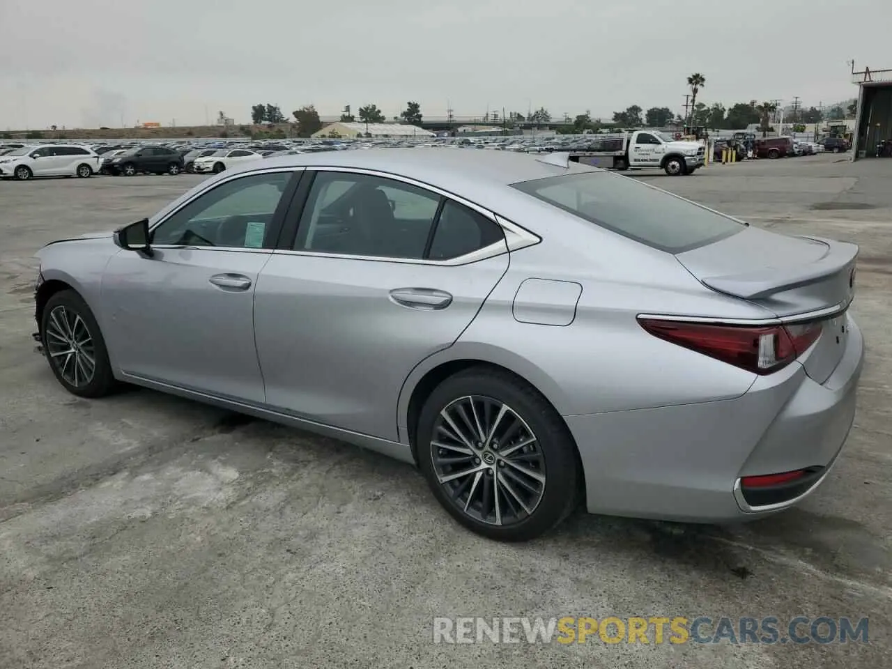 2 Photograph of a damaged car 58ADA1C12RU051485 LEXUS ES300 2024