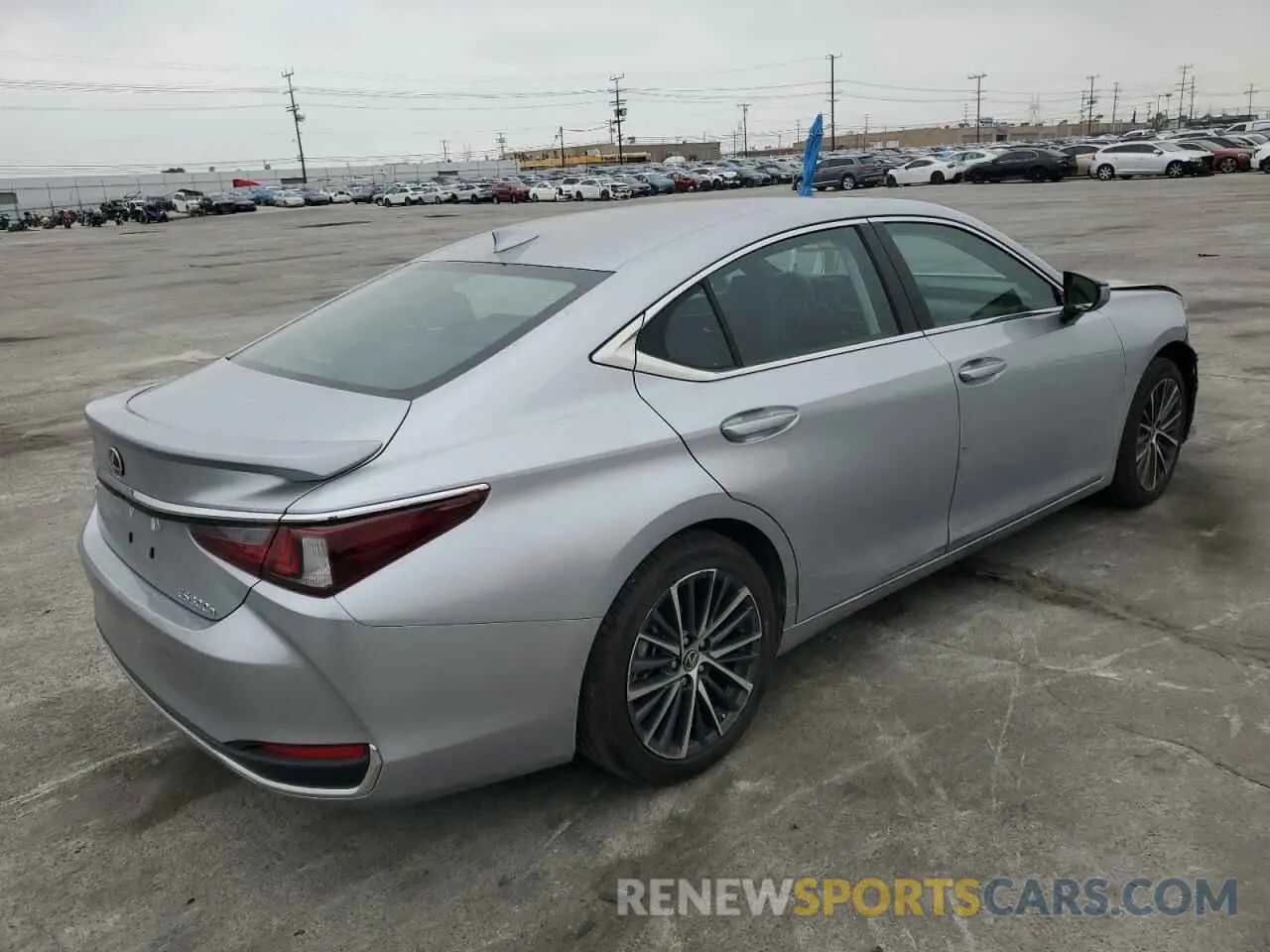 3 Photograph of a damaged car 58ADA1C12RU051485 LEXUS ES300 2024