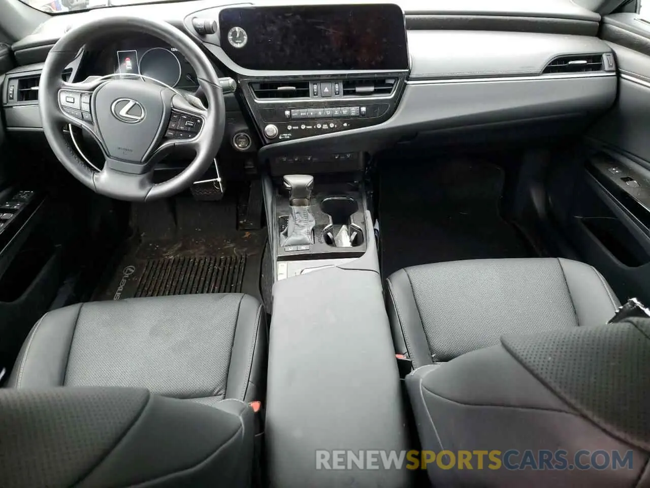 8 Photograph of a damaged car 58ADA1C14RU037331 LEXUS ES300 2024