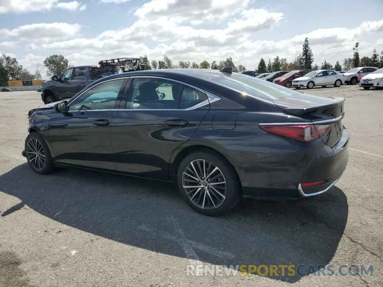 2 Photograph of a damaged car 58ADA1C14RU041377 LEXUS ES300 2024