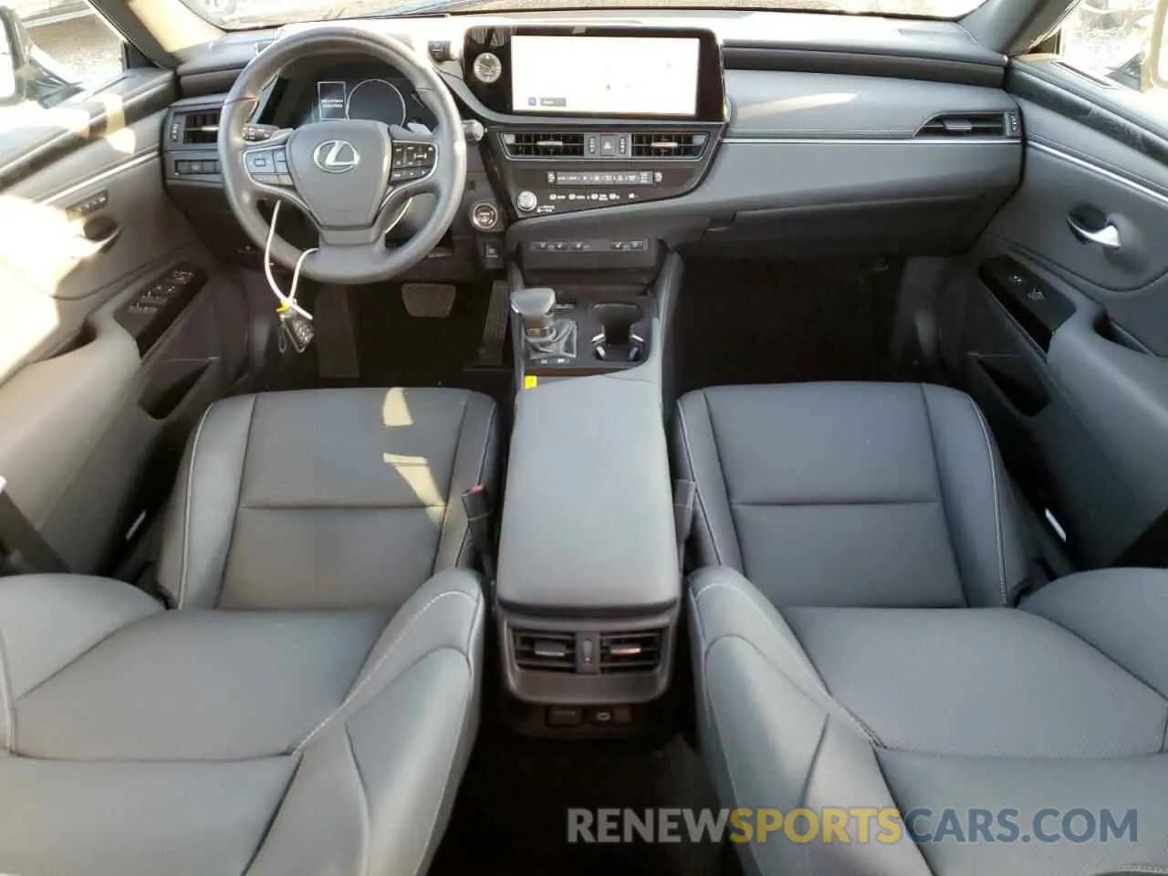 8 Photograph of a damaged car 58ADA1C14RU045560 LEXUS ES300 2024