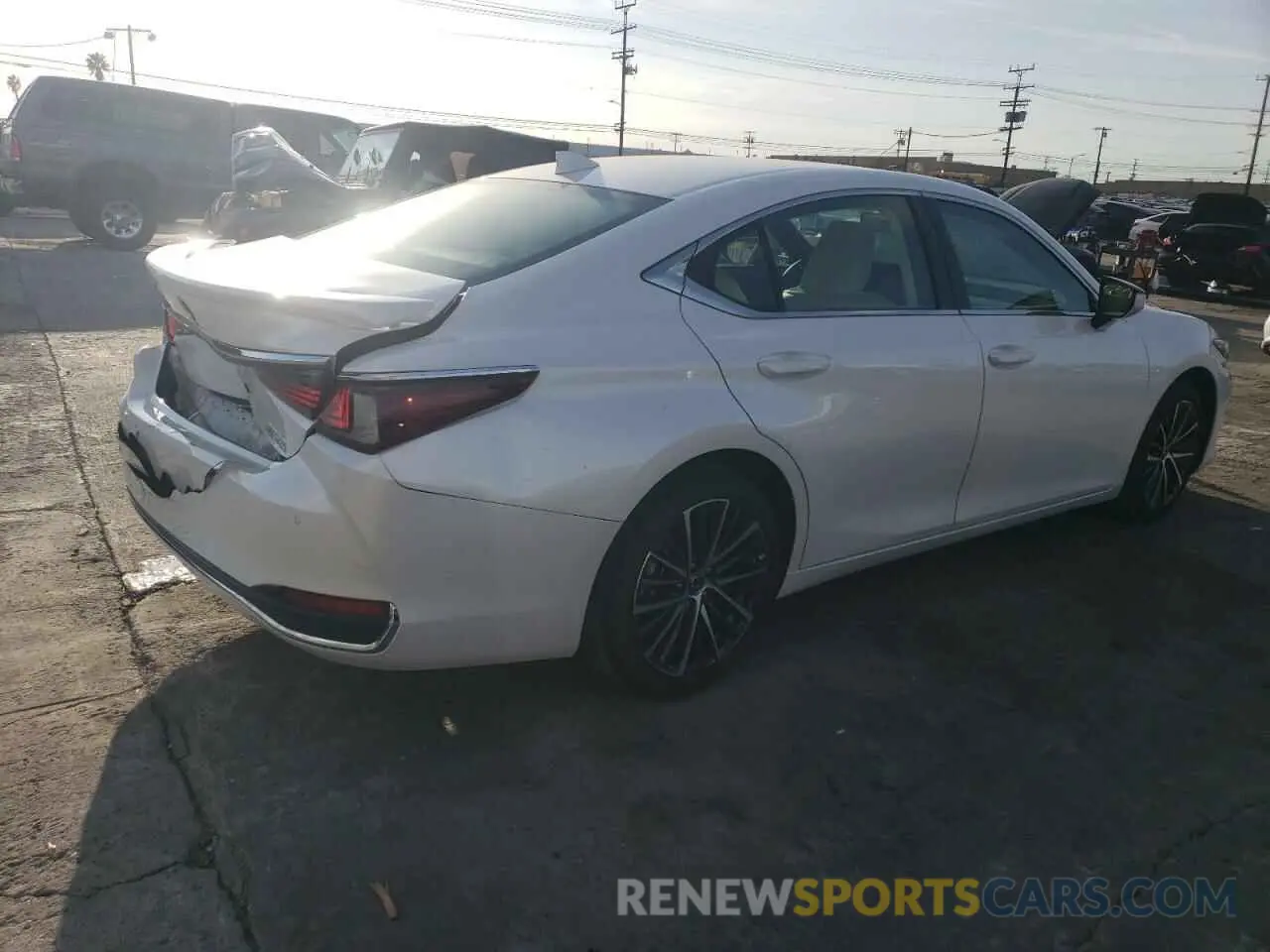 3 Photograph of a damaged car 58ADA1C15RU037127 LEXUS ES300 2024