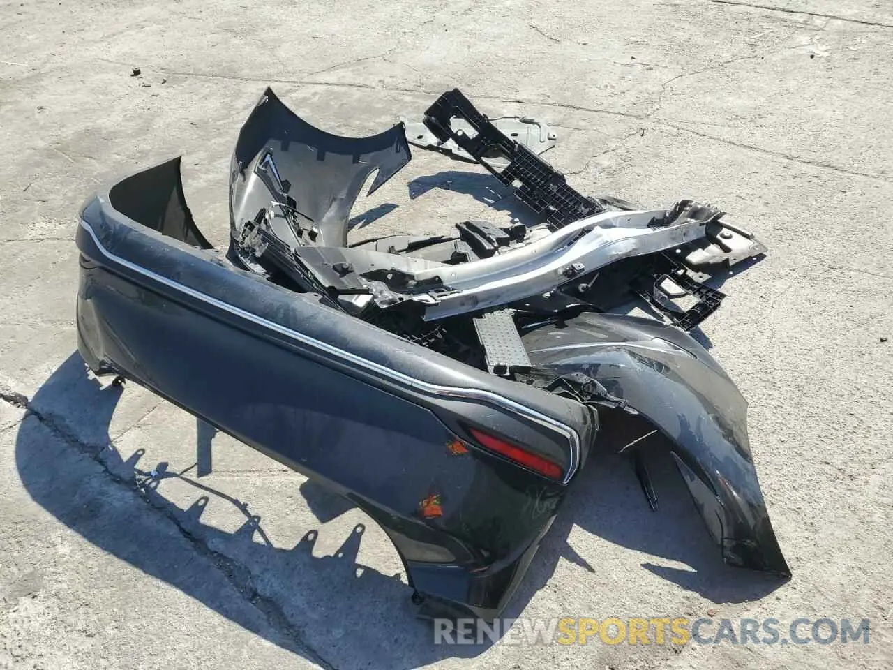 14 Photograph of a damaged car 58ADA1C16RU049206 LEXUS ES300 2024