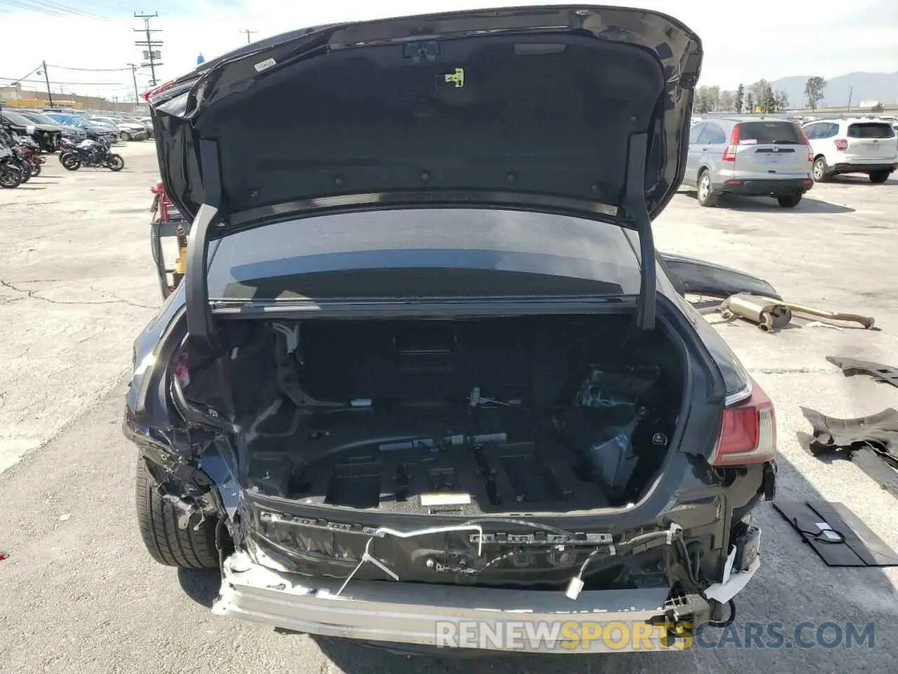 6 Photograph of a damaged car 58ADA1C1XRU038967 LEXUS ES300 2024