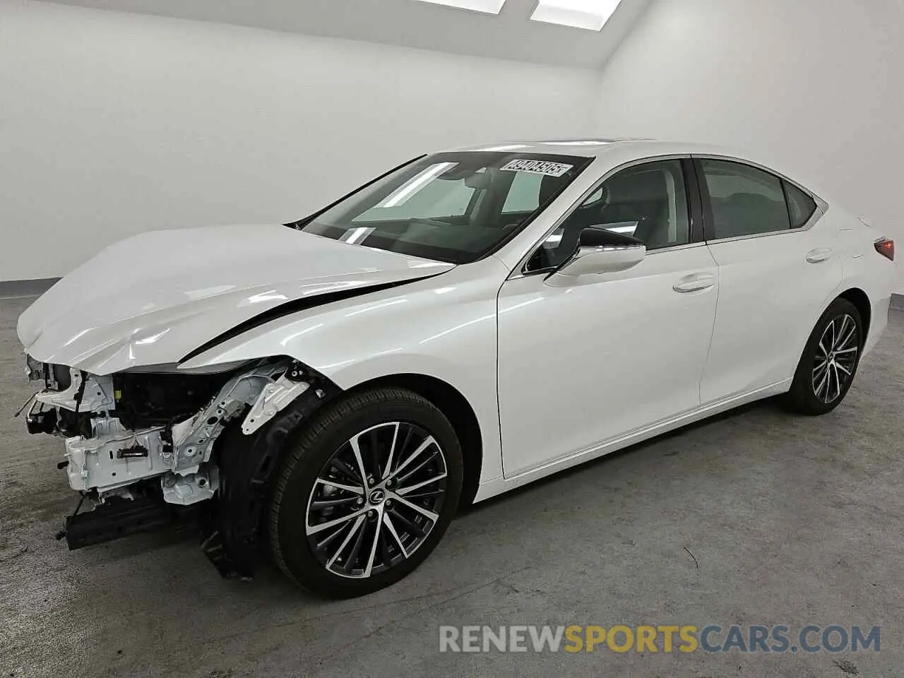1 Photograph of a damaged car 58AEA1C17RU051194 LEXUS ES300 2024