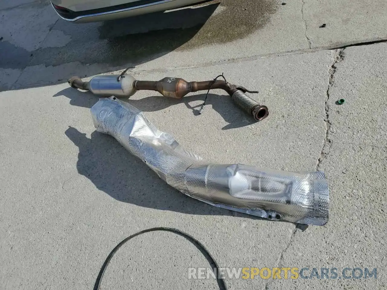 12 Photograph of a damaged car 58AFA1C17RU039969 LEXUS ES300 2024