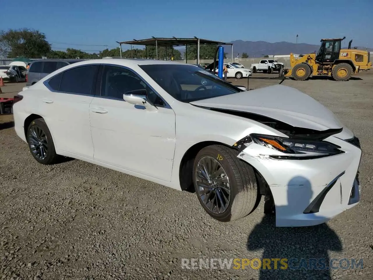 4 Photograph of a damaged car 58AFA1C1XRU042400 LEXUS ES300 2024