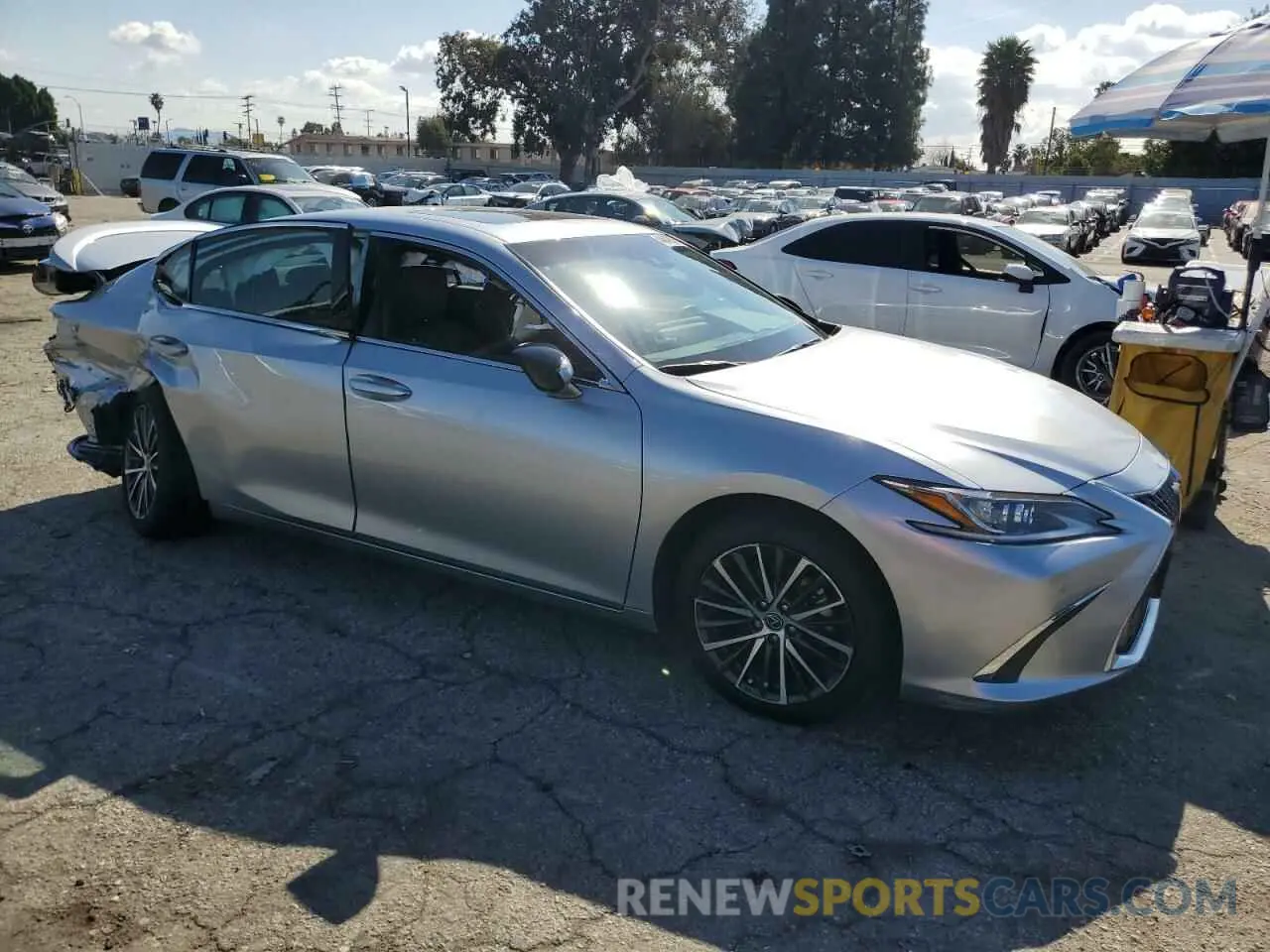 4 Photograph of a damaged car 58ADA1C11SU054626 LEXUS ES300 2025