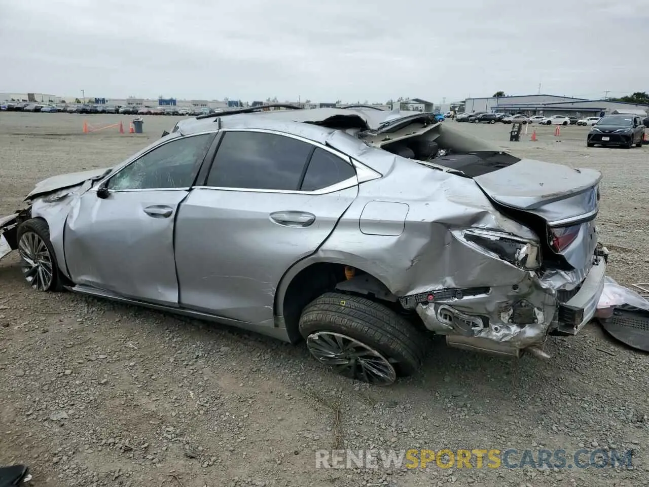 2 Photograph of a damaged car 58AEA1C1XSU061224 LEXUS ES300 2025