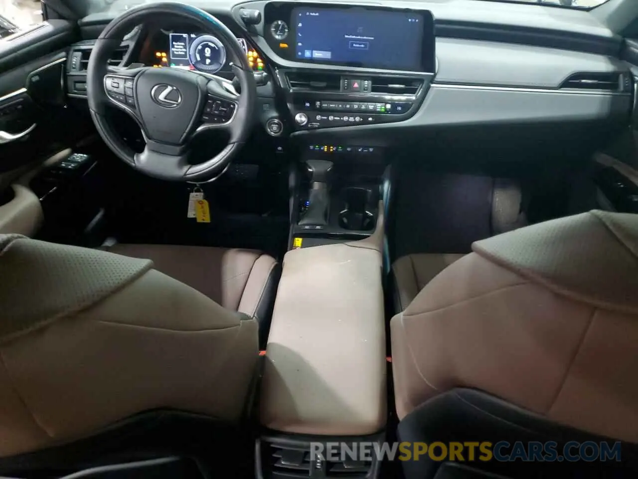 8 Photograph of a damaged car 58AFA1C11SU057633 LEXUS ES300 2025