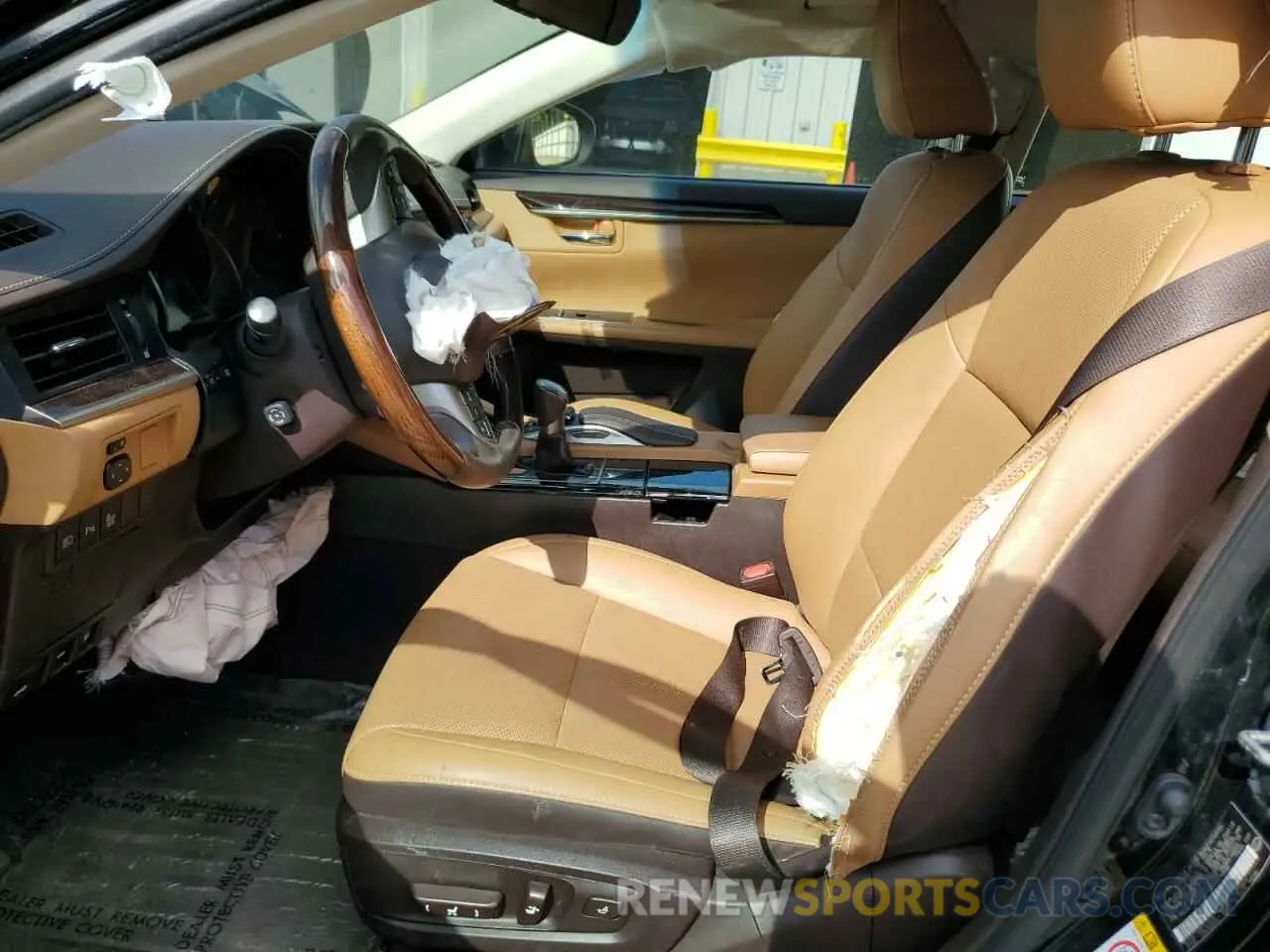 7 Photograph of a damaged car 58ABK1GG7GU014562 LEXUS ES350 2016