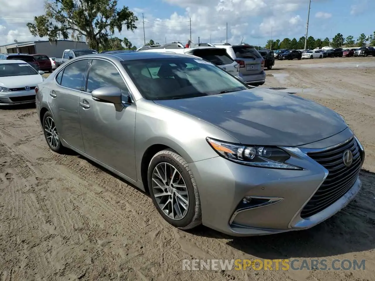 4 Photograph of a damaged car 58ABK1GG1HU077920 LEXUS ES350 2017