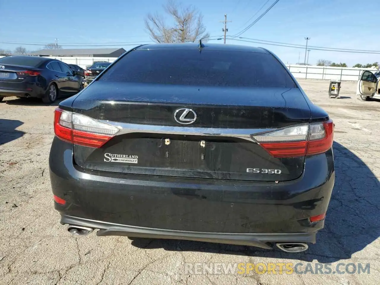 6 Photograph of a damaged car 58ABK1GG4HU062148 LEXUS ES350 2017