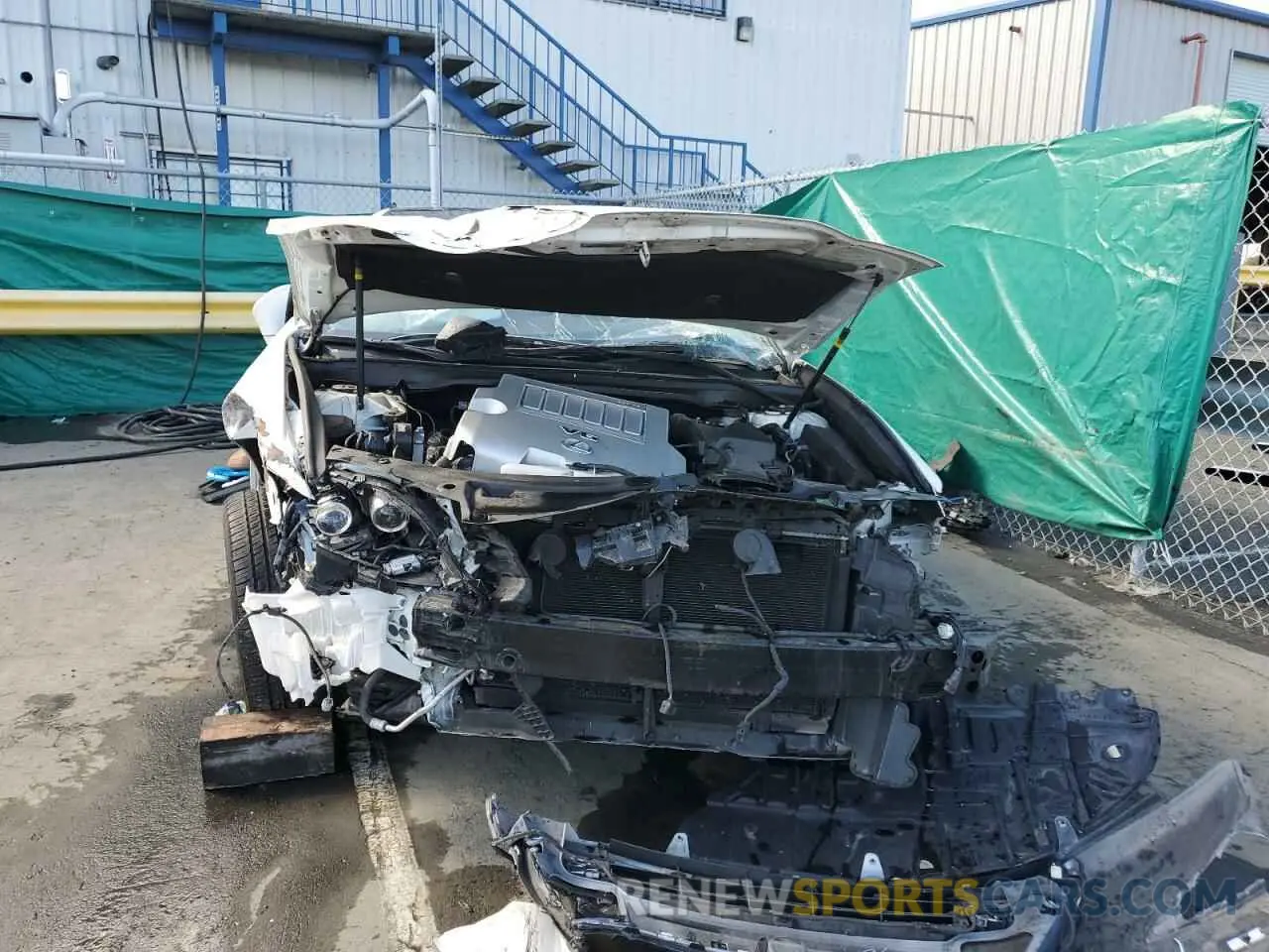 5 Photograph of a damaged car 58ABK1GG5HU078701 LEXUS ES350 2017