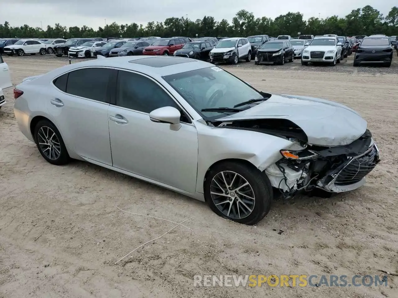 4 Photograph of a damaged car 58ABK1GG8HU057387 LEXUS ES350 2017