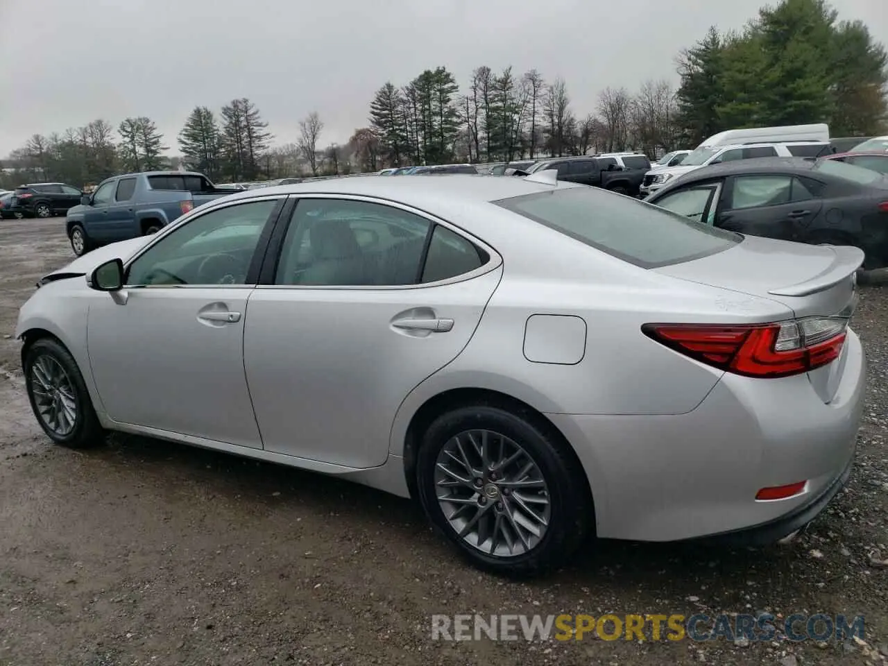 2 Photograph of a damaged car 58ABK1GG4JU082938 LEXUS ES350 2018