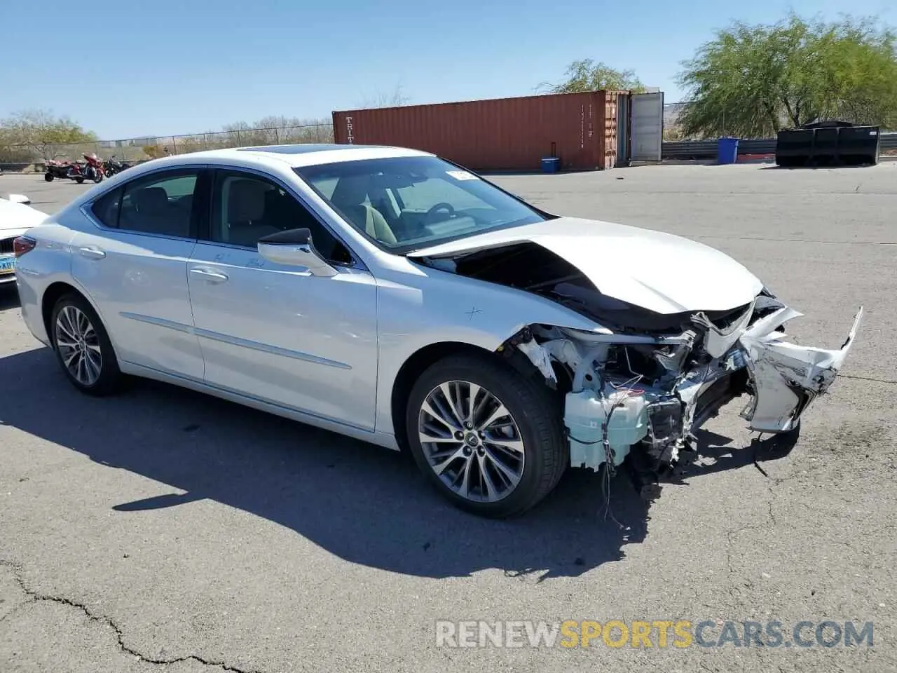 4 Photograph of a damaged car 58ABZ1B10KU010246 LEXUS ES350 2019