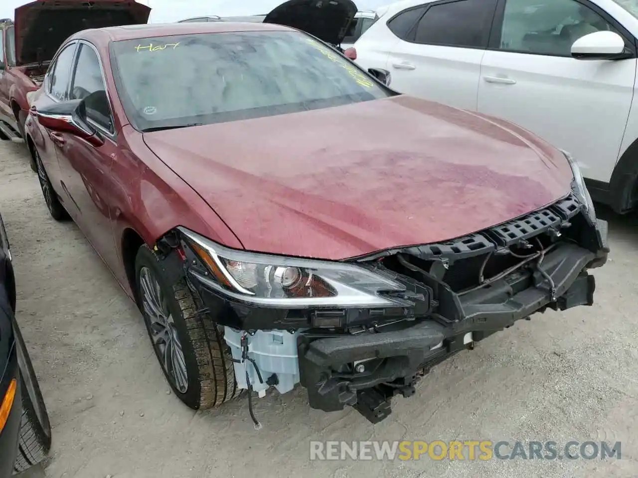 1 Photograph of a damaged car 58ABZ1B10KU010876 LEXUS ES350 2019