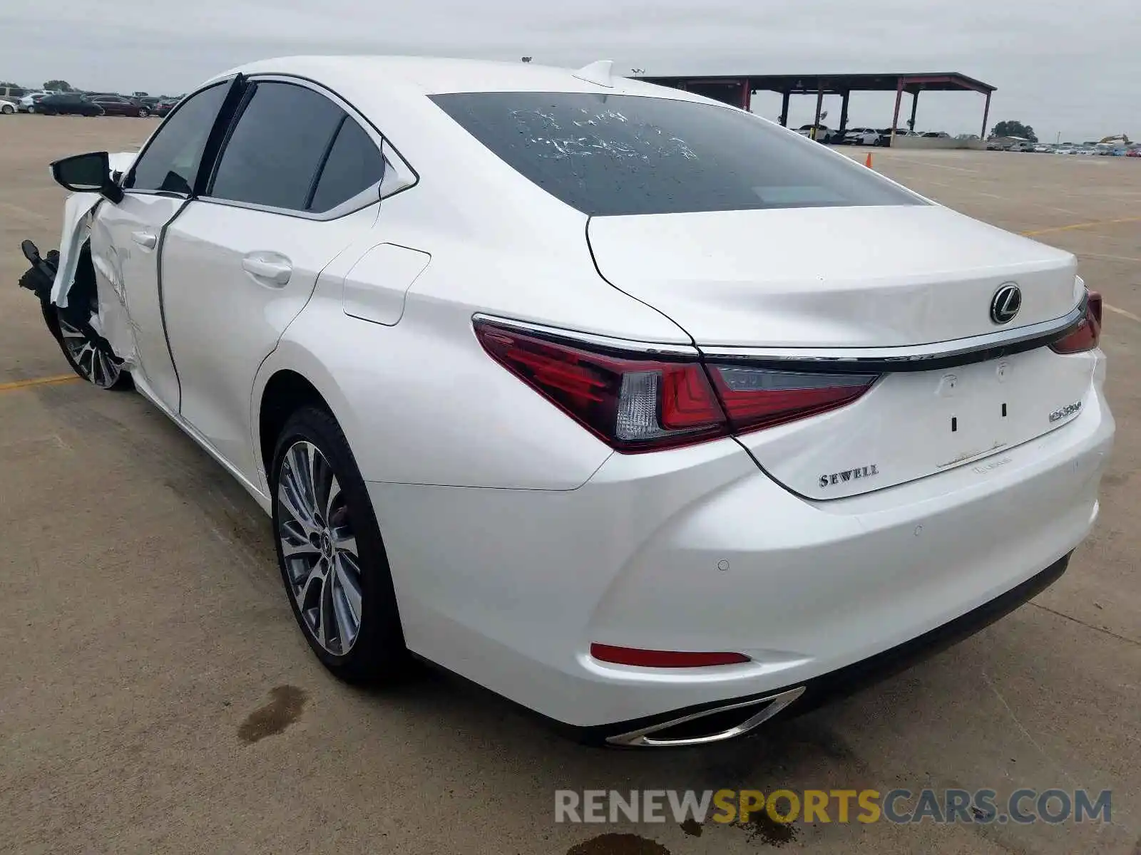 3 Photograph of a damaged car 58ABZ1B10KU026544 LEXUS ES350 2019