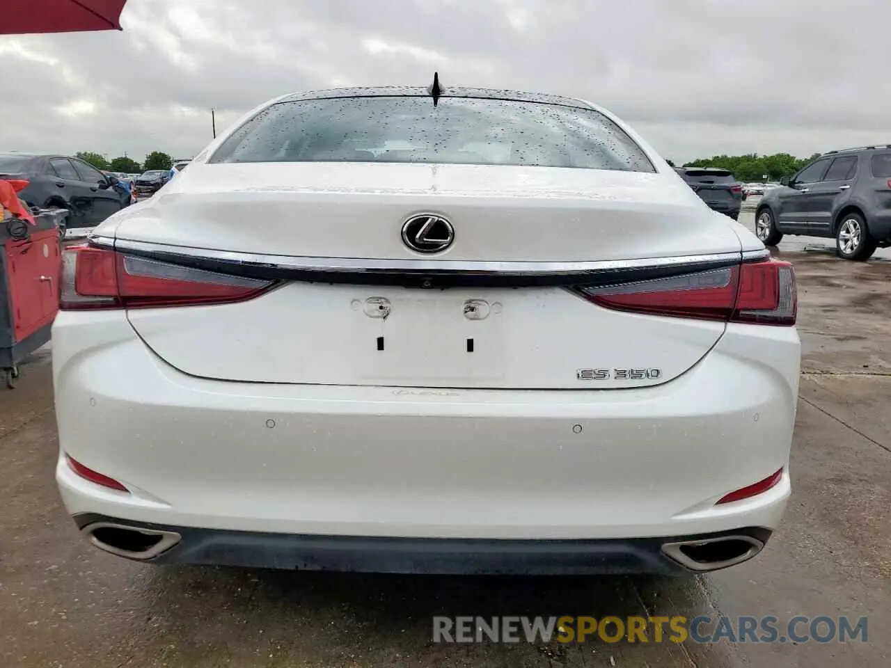 6 Photograph of a damaged car 58ABZ1B10KU030173 LEXUS ES350 2019