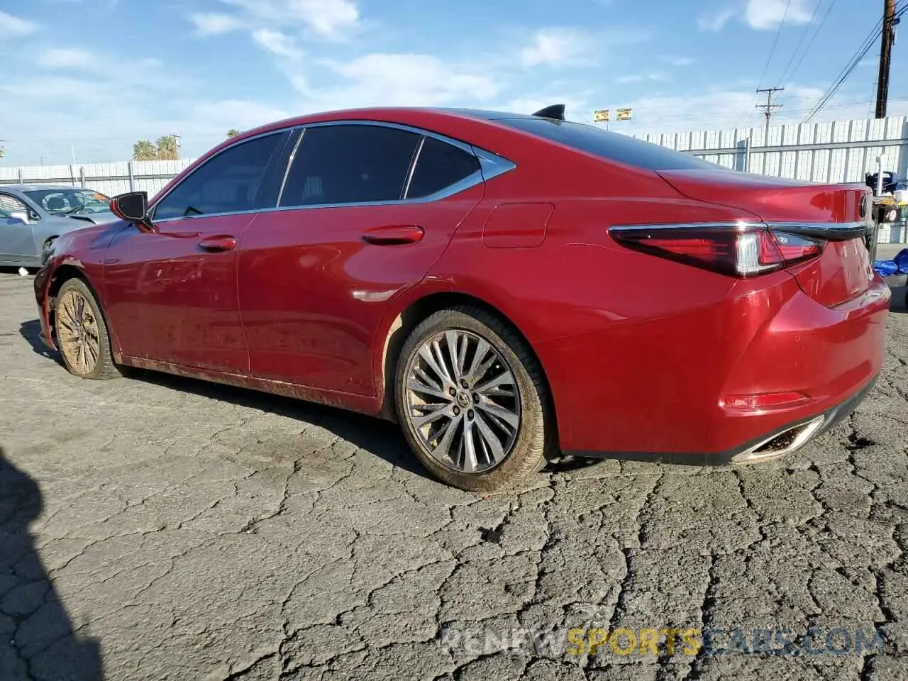2 Photograph of a damaged car 58ABZ1B11KU008960 LEXUS ES350 2019